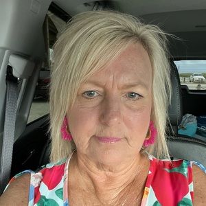 Meet your Posher, Gwen